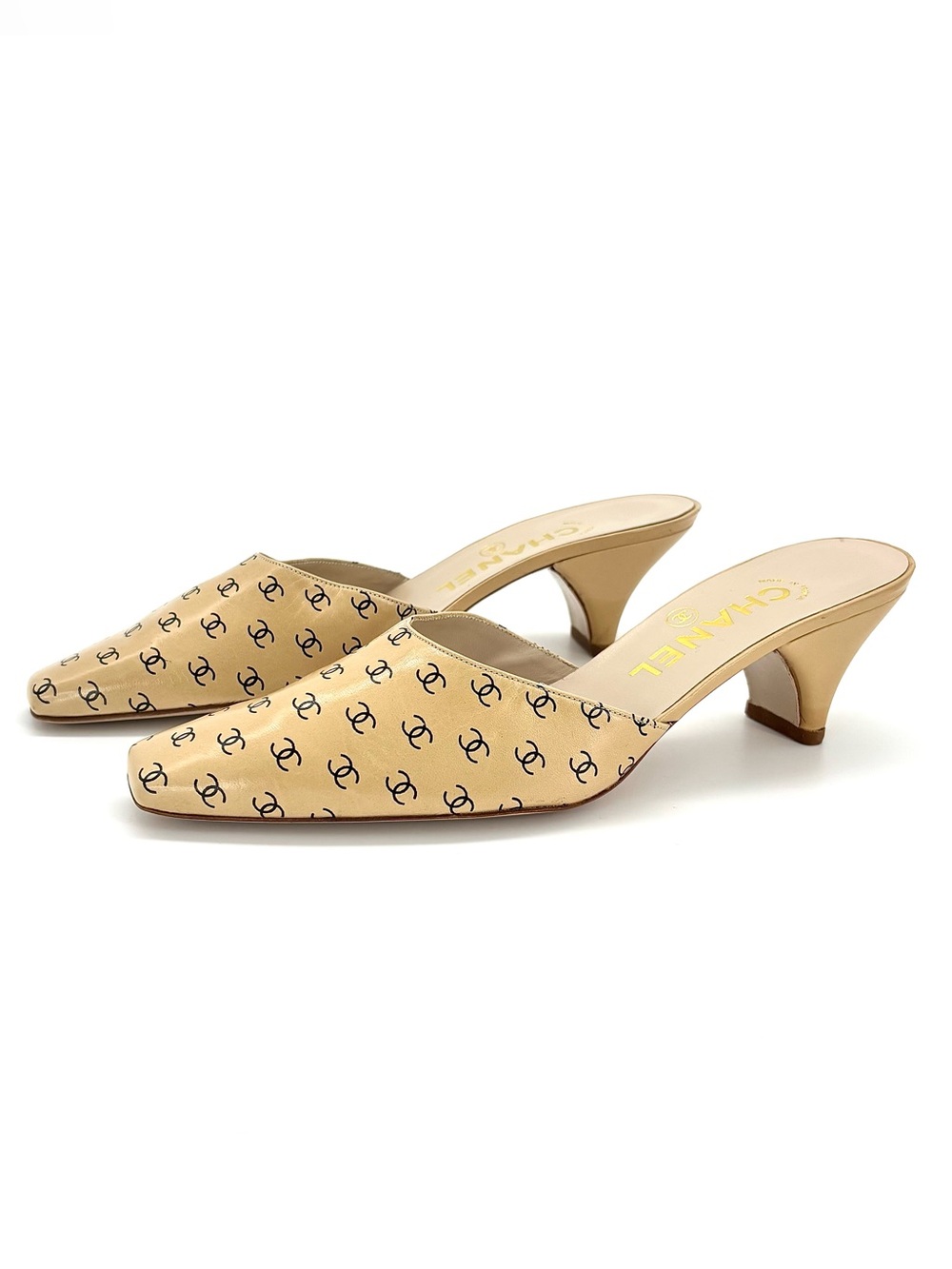 Chanel Vintage Lagerfeld CC Print Pointed Toe Kitten Heel Mules Slip On Pumps 36